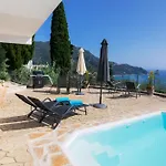 La Casa Vista Mare By Corfu Escapes *